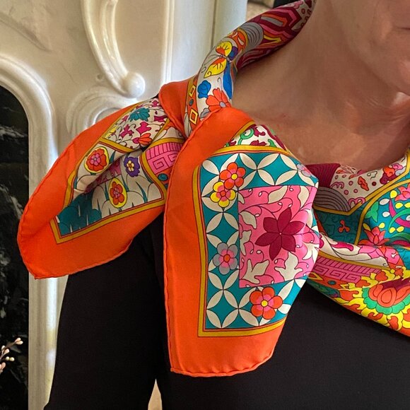 Hermes Collections Imperiales 90 Silk Scarf - Picture 3 of 13